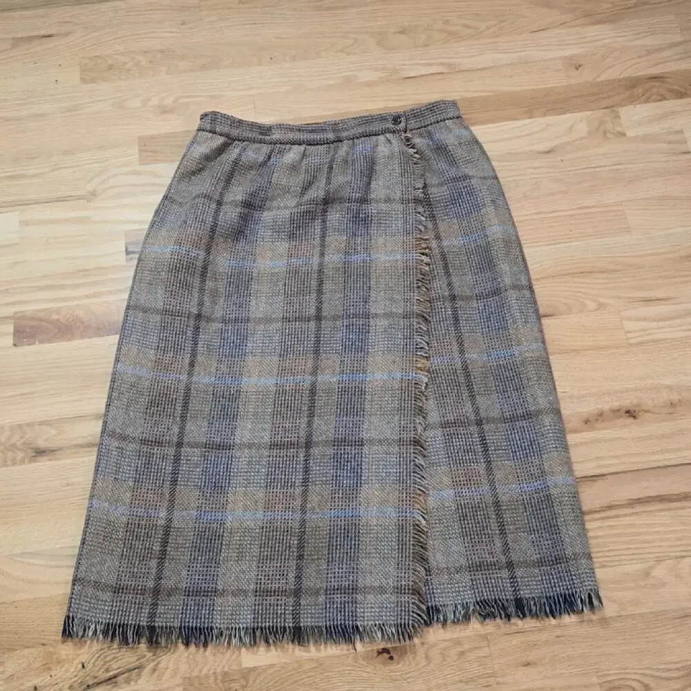 Vintage Parsons Place Wool Blend Plaid Wrap Skirt Fringe Hem size 12